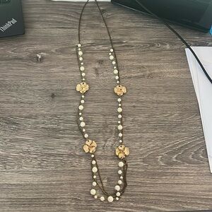 Flower & Pearl necklace
